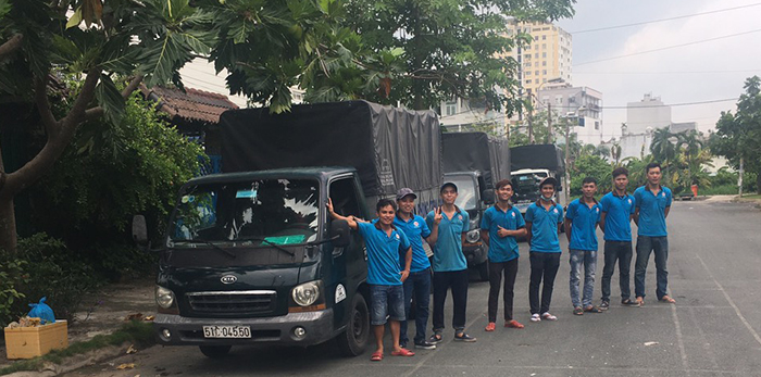 Xe tải dịch vụ chuyển nhà quận 1 TPHCM tại Chuyển nhà Tiến Đạt.