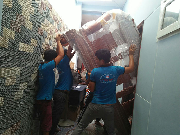 Dịch vụ chuyển nhà trọn gói uy tín  công ty Tiến Đạt tại quận Phú Nhuận